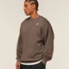 Gymshark Oversized Crest Crew