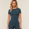 images-EverydaySeamlessSSTopGSStealthBlueB6B4E_UD6S_3176_V2_1920x Gymshark Everyday Seamless Short Sleeve Top
