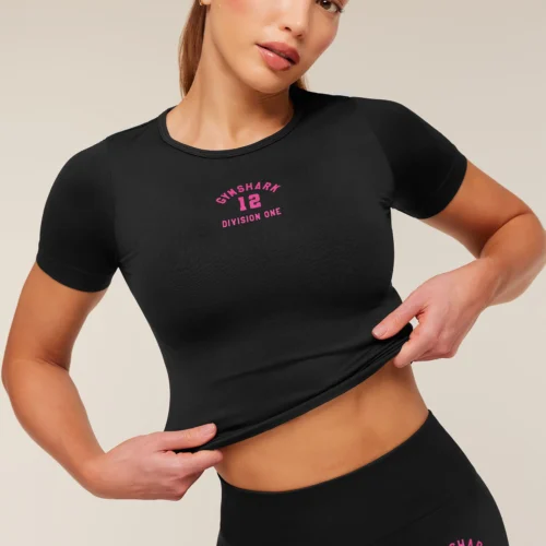 Gymshark Everyday Seamless Graphic Short Sleeve Top-Red-Black